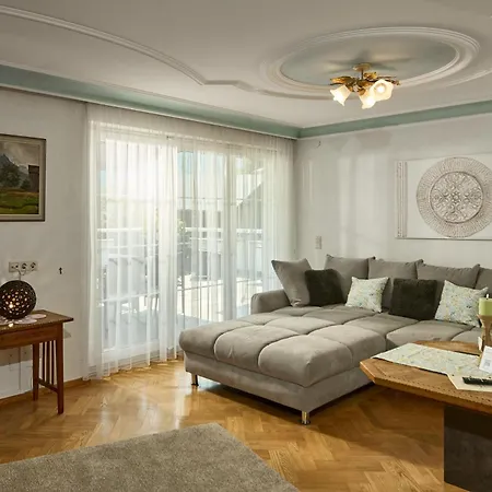 Haus Bergharmonie דירה *